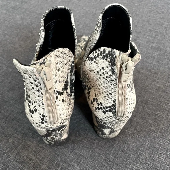 Snake Print Ankle Booties - Picture 4 of 5